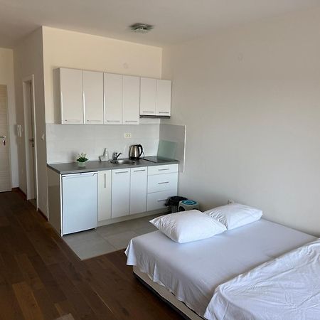Lux Apartment Vidovic Rafailovici Exterior photo
